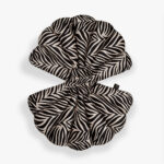 Shell Cushion Zebra-1