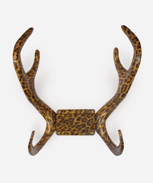 Reindeer Leopard hose holder-1