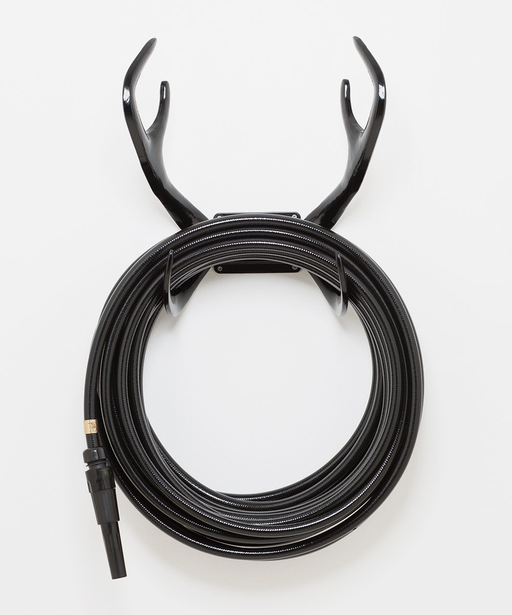 Reindeer Black hose holder-2
