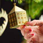 Gingerbread Ornaments 3-pack Gold-1