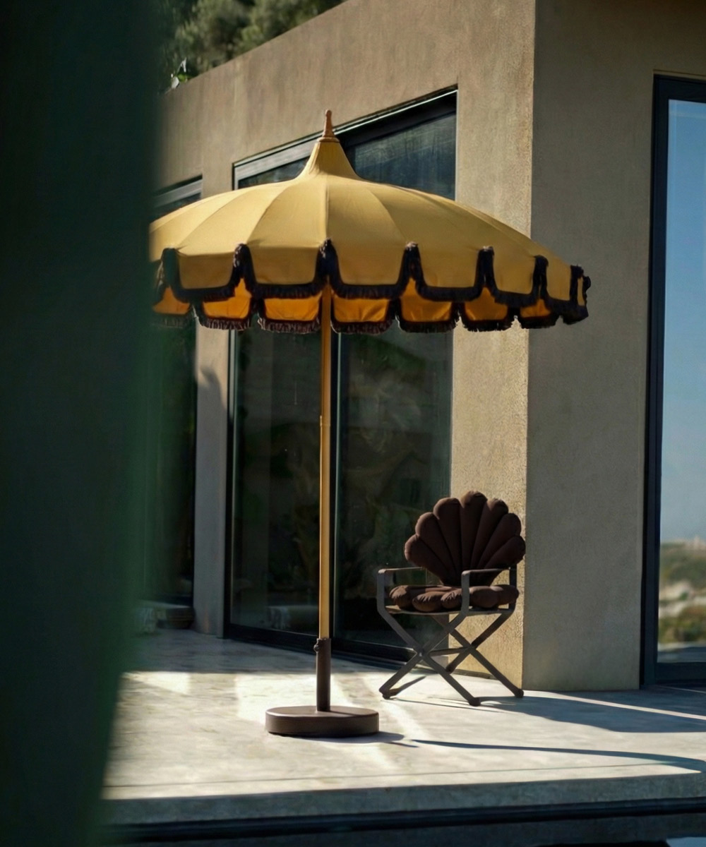 Garden-Umbrella-saffron-yellow-–-with-brown-fringe-7 Garden Umbrella saffron yellow – with brown fringe-7