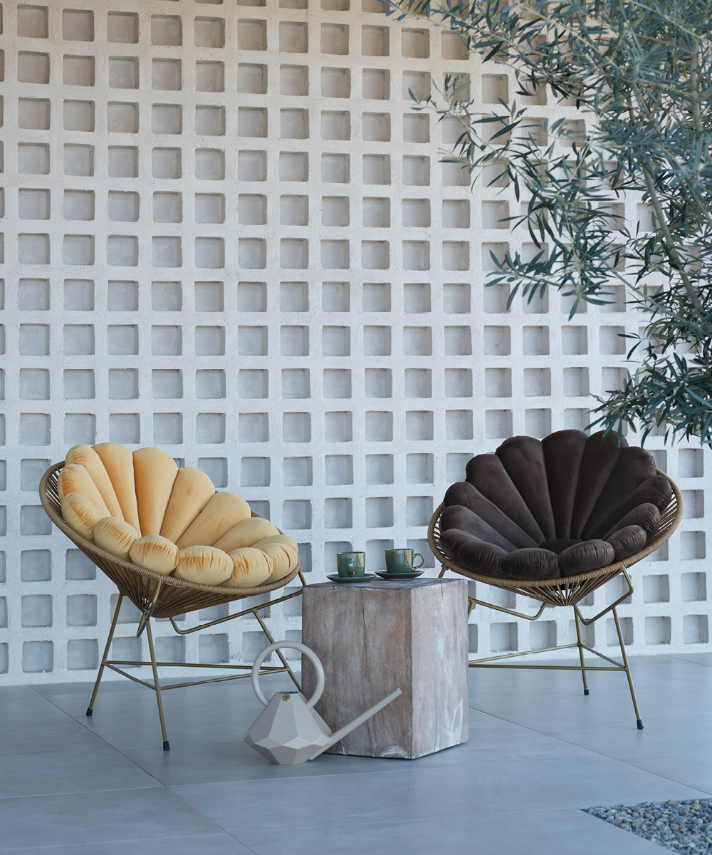 Shell-Cushion-Brown-4 Shell Cushion Brown-4