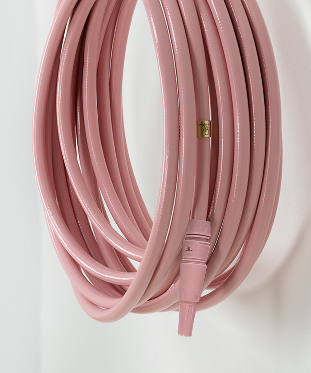 Rusty-rose-hose-+-nozzle-2 Rusty rose hose + nozzle-2