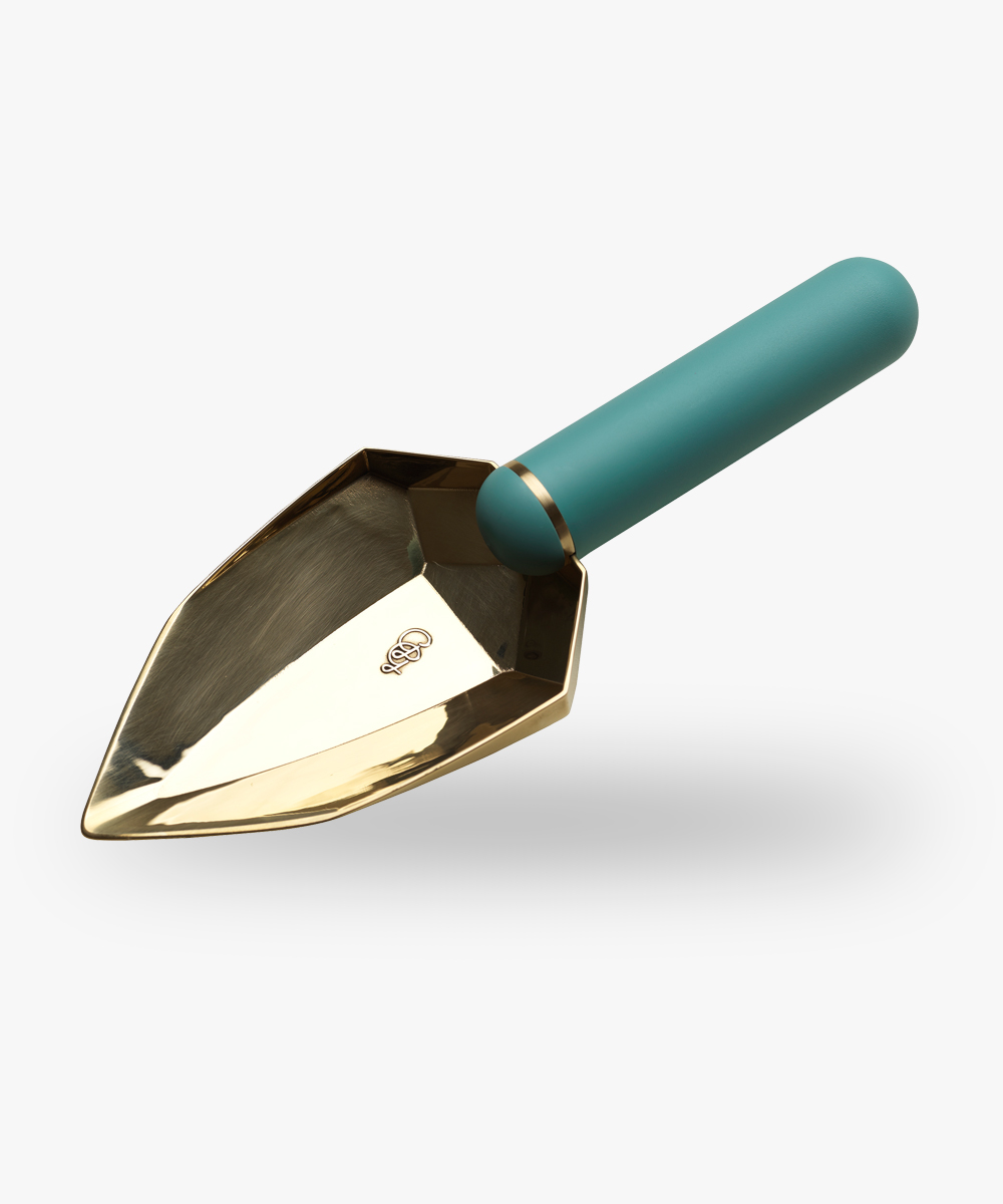 Jade Diamond Spade Garden Glory