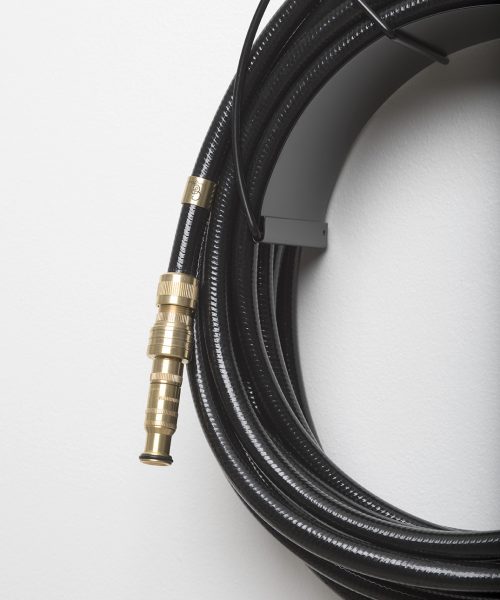 Gold digger nozzle on black swan hose