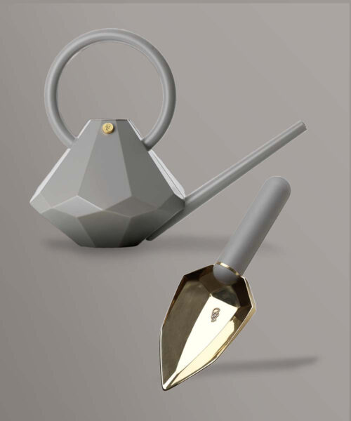 diamond watering can
