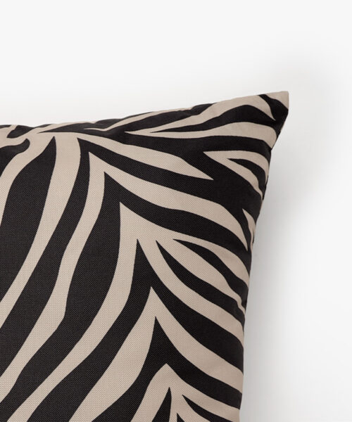 Outdoor Pillow Zebra-2